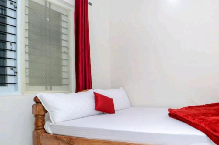 Wheel To Hills Stay Inn Service Apartments Chikmagalūr Exteriör bild